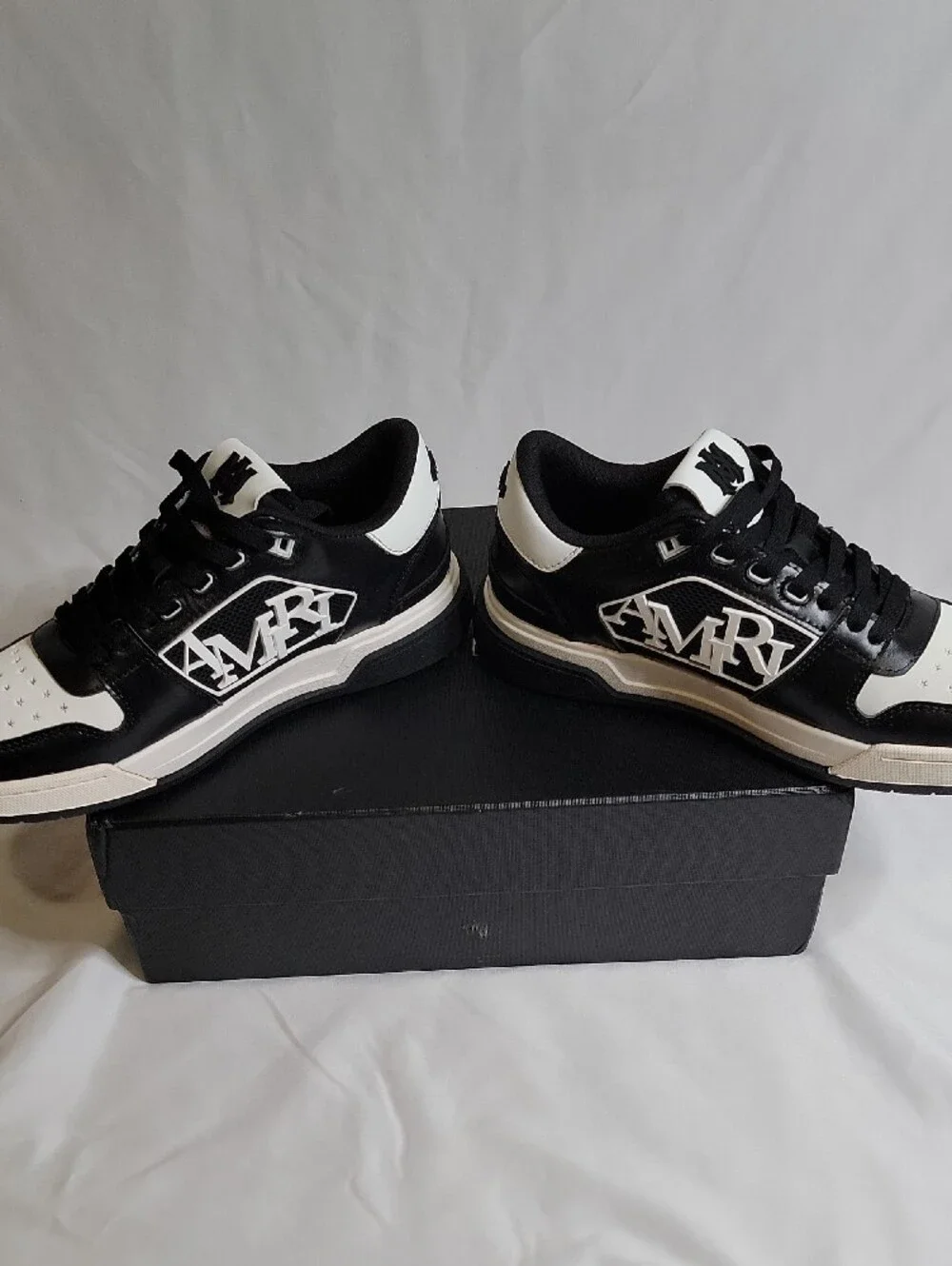 AMIRI Black and White Classic Low Sneakers